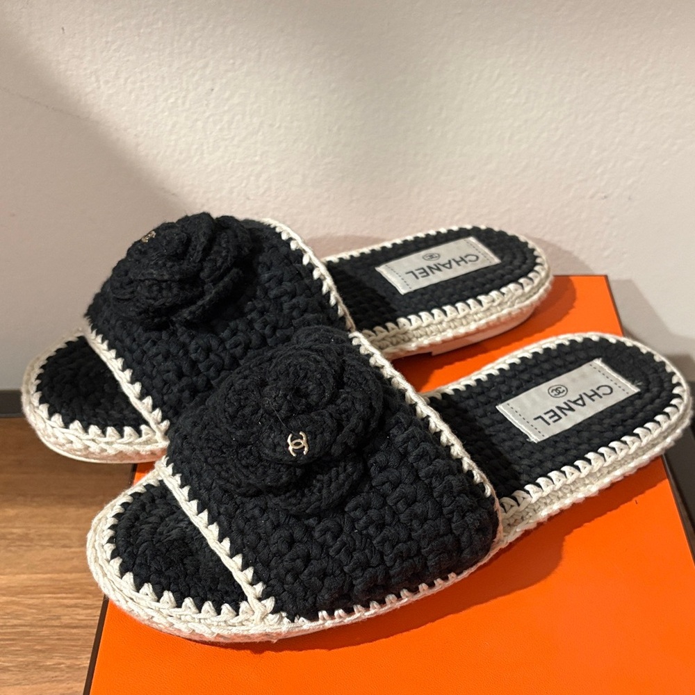 CHANEL Black and Cream Crochet Slippers
